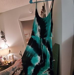 Womens maxi dress brand new,  never worn size larg